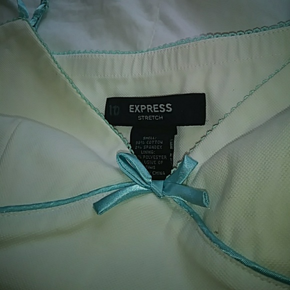 Dress - Picture 3 of 4